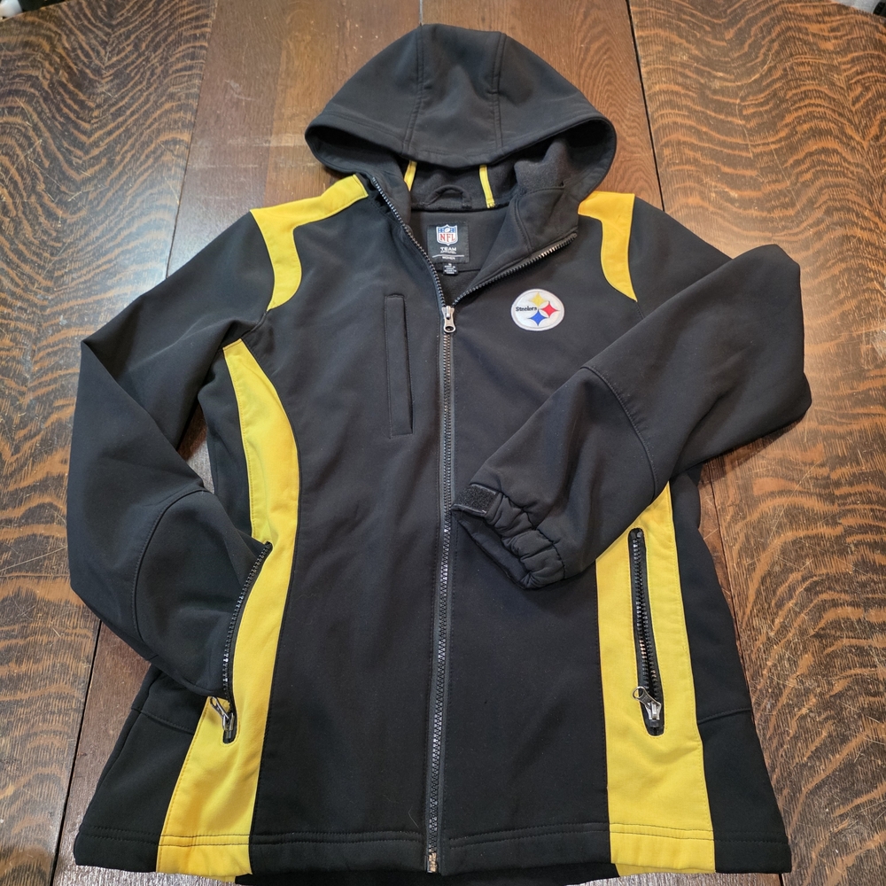 NFL Women's Pittsburgh Steelers Full Zip softshell jacket‎ Size M